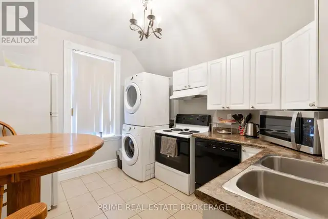 142 JOHN STREET London East (East F), Ontario in Houses for Sale in London - Image 10