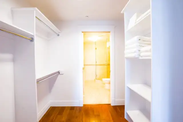 23-097 Fully Furnished Condo in sought-after downtown residence in Short Term Rentals in City of Halifax - Image 20