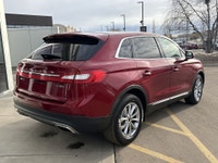 AMVIC Licensed Dealer AMVIC LICENSED DEALER. Stock number: B2808 The 2016 Lincoln MKX Reserve blends... (image 7)