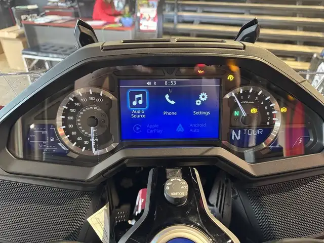 2025 Honda Goldwing Tour 50th Anniversary in Sport Touring in Ottawa - Image 15