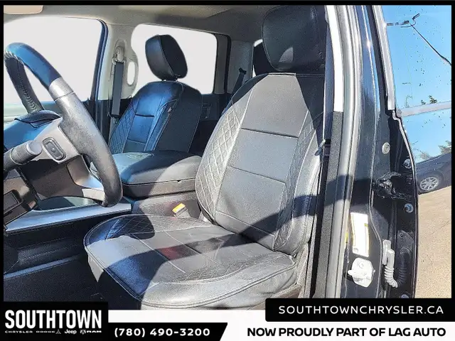 2022 Ram 1500 Classic SLT570156202349701127
