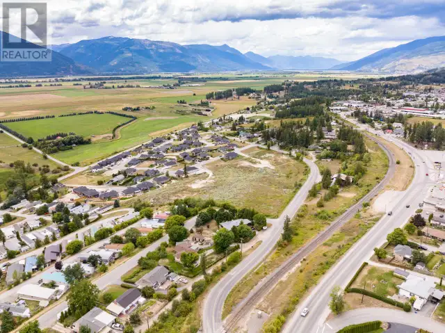 712 VALLEYVIEW Drive Creston, British Columbia in Land for Sale in Nelson - Image 9