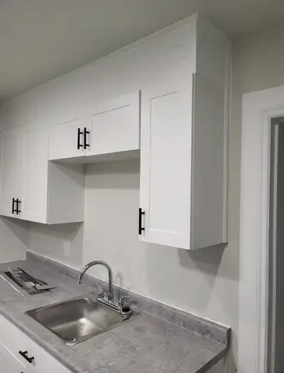 Transform your living spaces with CANADIAN GRIZZLY RENOVATIONS INC! Whether you're dreaming of a mod...