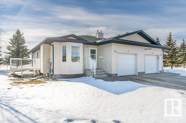 #102 7000 NORTHVIEW DR Wetaskiwin, Alberta in Condos for Sale in Edmonton