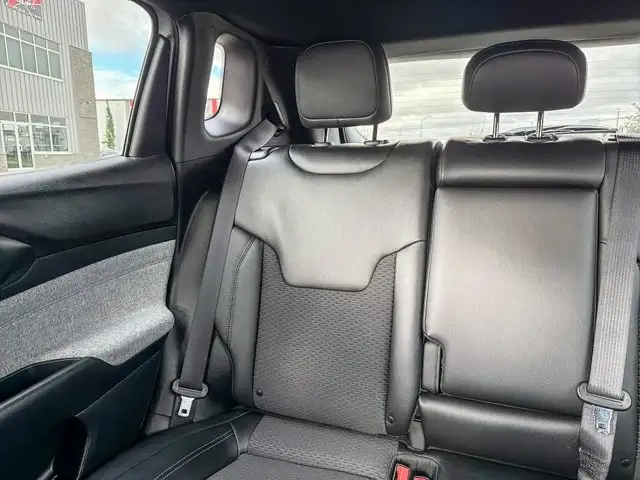 2025 Jeep Compass North6036806704096972815