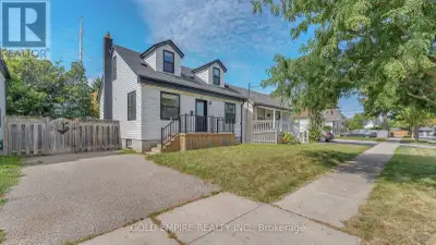 **BEING SOLD UNDER POWER OF SALE, VTB AVAILABLE at only 3% interest** Welcome to 429 Saul Street! Th...
