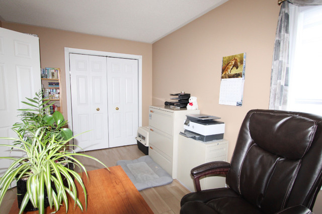 Welcome home to 58 D Harris Ave! in Condos for Sale in Brantford - Image 2