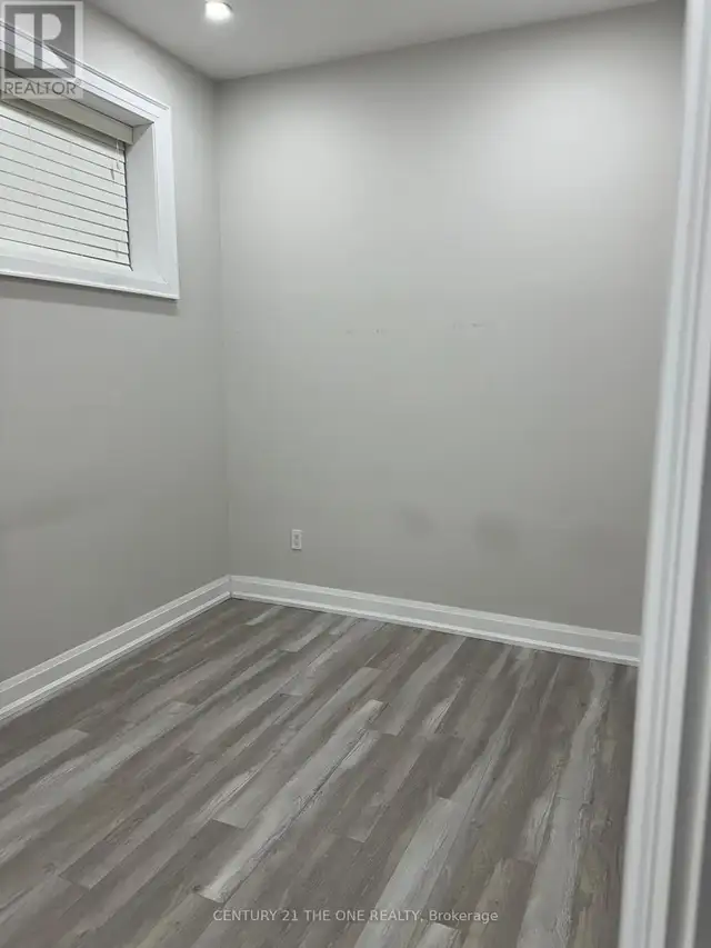 LOWER - 201A MCINTOSH STREET Toronto (Birchcliffe-Cliffside), On in Long Term Rentals in City of Toronto - Image 7