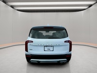 2022 Kia Telluride SX Limited AWD - Ultimate Luxury, Space & Capability Experience premium comfort a... (image 3)