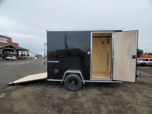 2025 Formula Trailers 6x10ft Enclosed Cargo in Cargo & Utility Trailers in Edmonton - Image 9