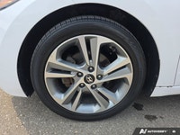 Experience exceptional fuel efficiency of just 6.4 liters per 100 kilometers and advanced driver ass... (image 8)