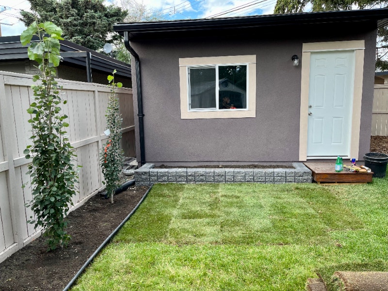 SOD INSTALL XERISCAPE LOW MAINTENANCE ROCKS LANDSCAPING MULCH Lawn