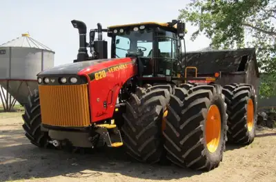 STV TRACTOR STAGE V 4WD DELUX E CAB PRO PACKAGE 900/64R42 TRELL DUALS CAT 5 DRAWBAR 2.75"PIN FRONT&R...