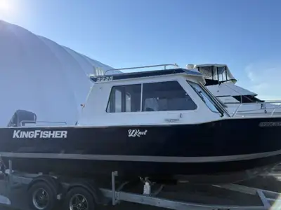 Bay Marine Sales 2026 KingFisher 2225 Escape HT Yamaha 250 only 15 hours, Yamaha 25 kicker, Gunnel r...