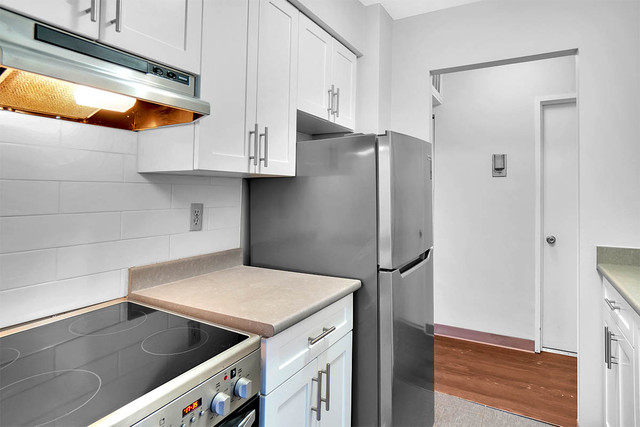 Tantus Tower - 1 Bdrm available at 810 St. Andrews Street, New W in Long Term Rentals in Burnaby/New Westminster - Image 2