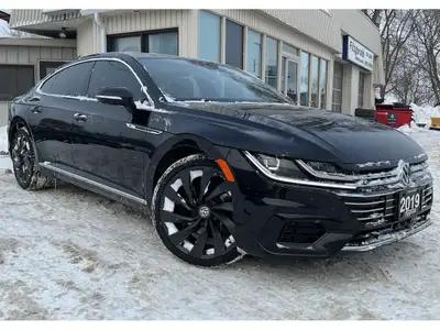 Vehicle Highlights: - R-LINE - Highly optioned - Dealer serviced Just landed is a very rare and desi...