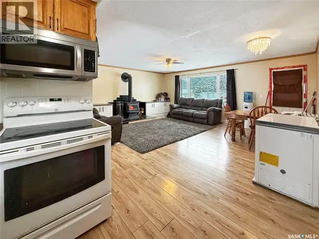 210 1st STREET W Meath Park, Saskatchewan in Houses for Sale in Meadow Lake - Image 7