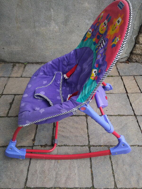 FISHER PRICE chaise pour bébe /infant rocker chair dans Parcs, balançoires et bacs  à Ville de Montréal - Image 2