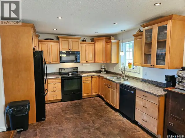 Redvers South Acreage. Antler Rm No. 61, Saskatchewan in Houses for Sale in Regina - Image 22