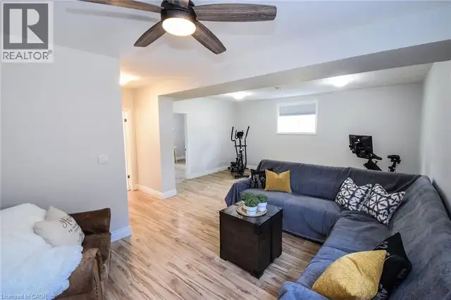 295 COURTLAND Street Delhi, Ontario in Houses for Sale in Norfolk County - Image 29