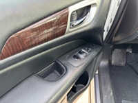 RECERTIFIED | 2016 Nissan Pathfinder 4WD SL | Rebuilt Title | 7 Passenger Enjoy space, comfort, and... (image 9)