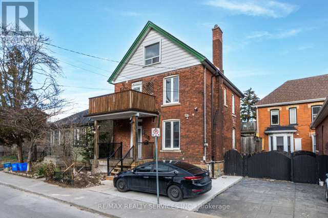 39 ALANSON ST Hamilton, Ontario in Houses for Sale in Hamilton - Image 2