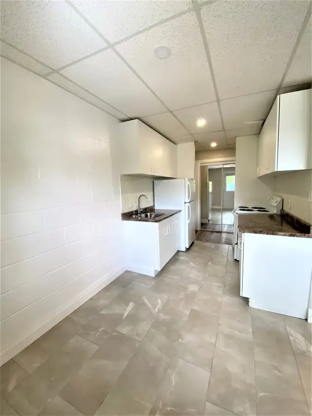 Beautiful 2 Bedroom Apartment - Avail September 1st, 2025 in Long Term Rentals in Pembroke - Image 4