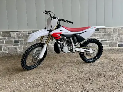 2026 YAMAHA YZ250 - 70th ANNIVERSARY $750 INSTANT CASH REBATE (shown in sale price) Plus HST Licensi...
