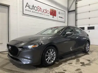 La Mazda Mazda3 Sport GX AUTOMATIQUE MAGS CAMERA RECUL A/C CRUISE 2019 offerte chez AutoStudio 72 à...