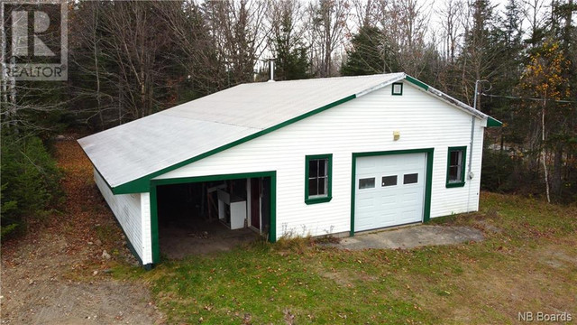 83 Back Road Oak Bay, New Brunswick in Houses for Sale in Saint John - Image 3