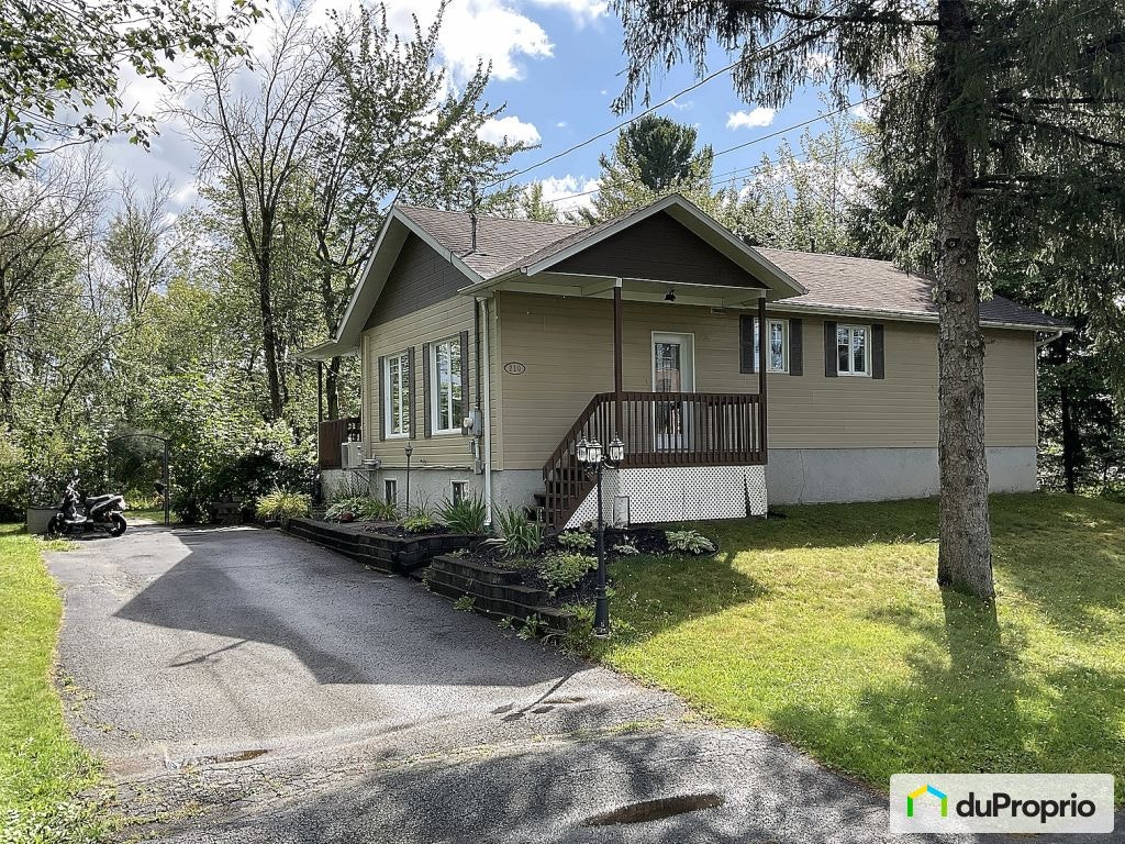 $395,000 - Bi-Level for sale in Drummondville (St-Nicéphore) — photo 1