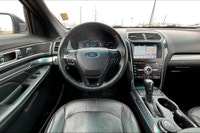 3.5 L 6 Cyl Engine Vehicle Options: Leather Interior, Sunroof, Adaptive Cruise Control, Apple Or And... (image 4)