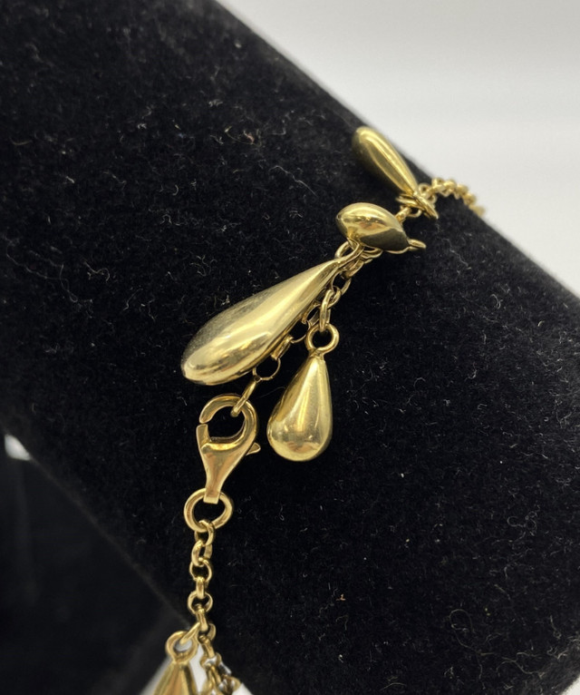 18K Yellow Gold Rain Drop 10.90G Bracelet $885 in Jewellery & Watches in Mississauga / Peel Region - Image 2