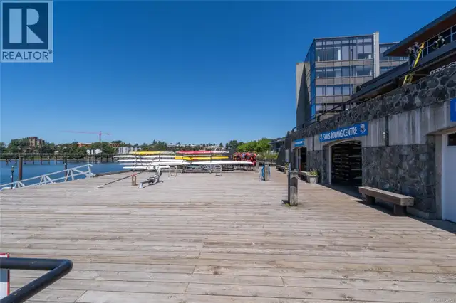 201 380 Waterfront Cres Victoria, British Columbia in Condos for Sale in Victoria - Image 29