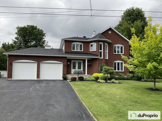 $669,900 - 2 Storey for sale in Victoriaville — photo 1
