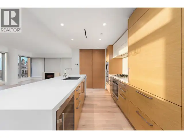 2301 667 HOWE STREET Vancouver, British Columbia in Condos for Sale in Vancouver - Image 13