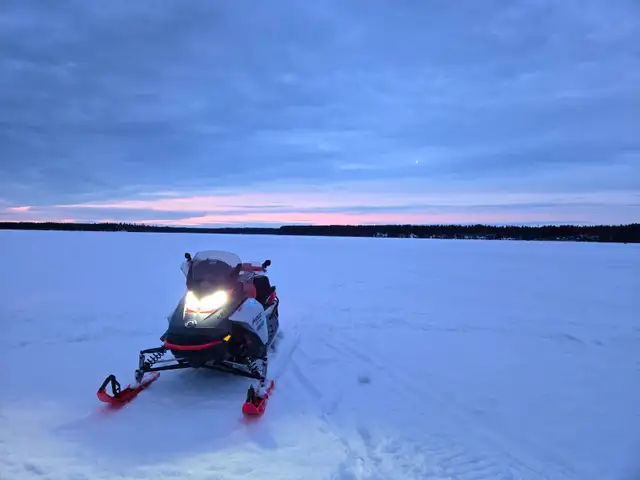 SKIDOO 2022 850 MXZ XRS in Snowmobiles in Mississauga / Peel Region - Image 6
