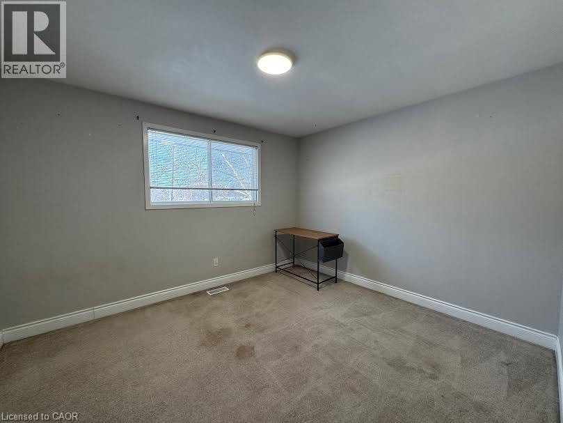 511 HAVELOCK Drive Waterloo, Ontario 3