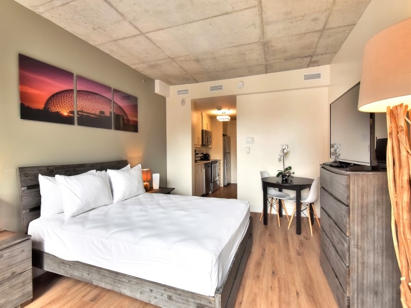 STUDIO appartement à louerQuartier des spectaclesTOUT INCLUS