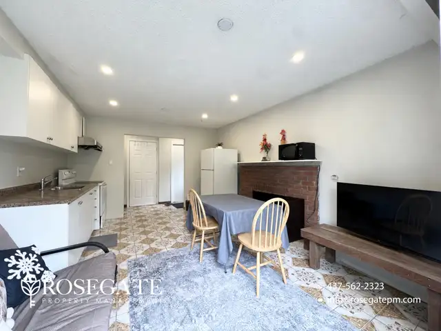 Cozy 1-Bedroom Apartment with Parking – Brampton in Long Term Rentals in Mississauga / Peel Region - Image 4