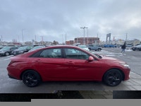 Sunroof, Heated Steering Wheel, Lane Keep Assist, Heated Seats, Android Auto! This forward thinking... (image 4)