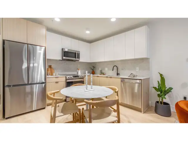 103 13455 94A AVENUE Surrey, British Columbia in Condos for Sale in Prince Rupert - Image 4