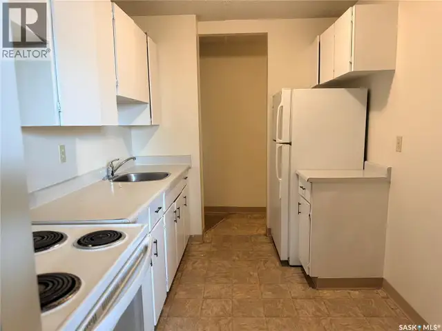 12 19 Centennial STREET Regina, Saskatchewan in Condos for Sale in Regina - Image 9