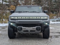 Electric engine with 4x4 drive - Panoramic sunroof and Bose audio - Advanced safety with adaptive cr... (image 5)