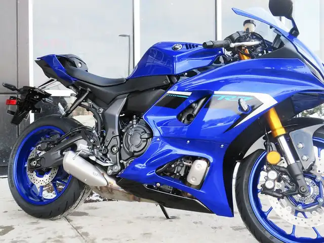 2025 Yamaha YZF-R7 in Sport Bikes in Cambridge - Image 8