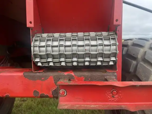 2012 Valmar 7600 in Farming Equipment in Lloydminster - Image 35
