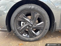 *2023 Hyundai Elantra Preferred with Tech Package | Heated Seats | Sunroof | CarPlay | SmartSense Sa... (image 8)