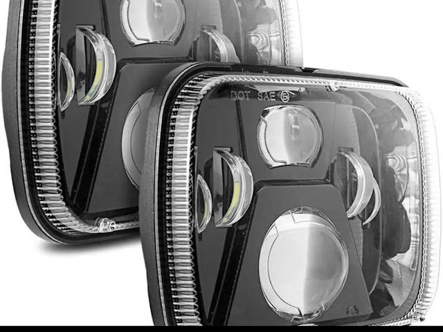Auxbeam 5x7 7x6 Inch Led Headlights with High Low Beam H6054 605 in Other in Gatineau
