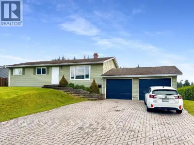 Check out this spacious 5-bedroom, 2-bath family home with a stunning backyard backing onto the park...