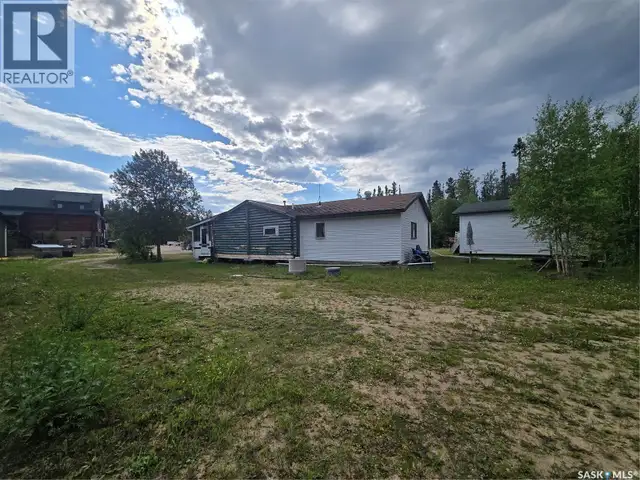 12 Lakeview DRIVE Northern Admin District, Saskatchewan in Houses for Sale in Meadow Lake - Image 30